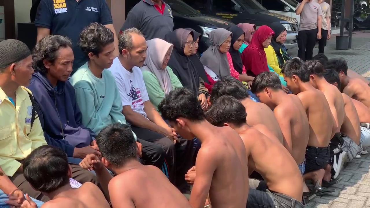 Pesta DJ Ilegal Dibubarkan di Wonosalam, 183 Remaja Diamankan Polisi