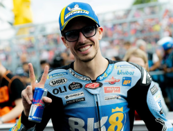 Tabrak Joan Mir di MotoGP Ceko 2025, Alex Marquez Dihukum Long Lap Penalty