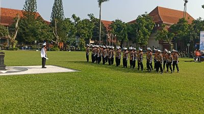 Penampilan Polisi Cilik Polres Kediri Curi Perhatian di Peringatan Hari Bhayangkara ke-79, Ini Infonya