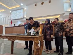 Pemkab dan DPRD Ponorogo Sepakati Pinjaman Rp 100 Miliar untuk Percepat Pembangunan Jalan
