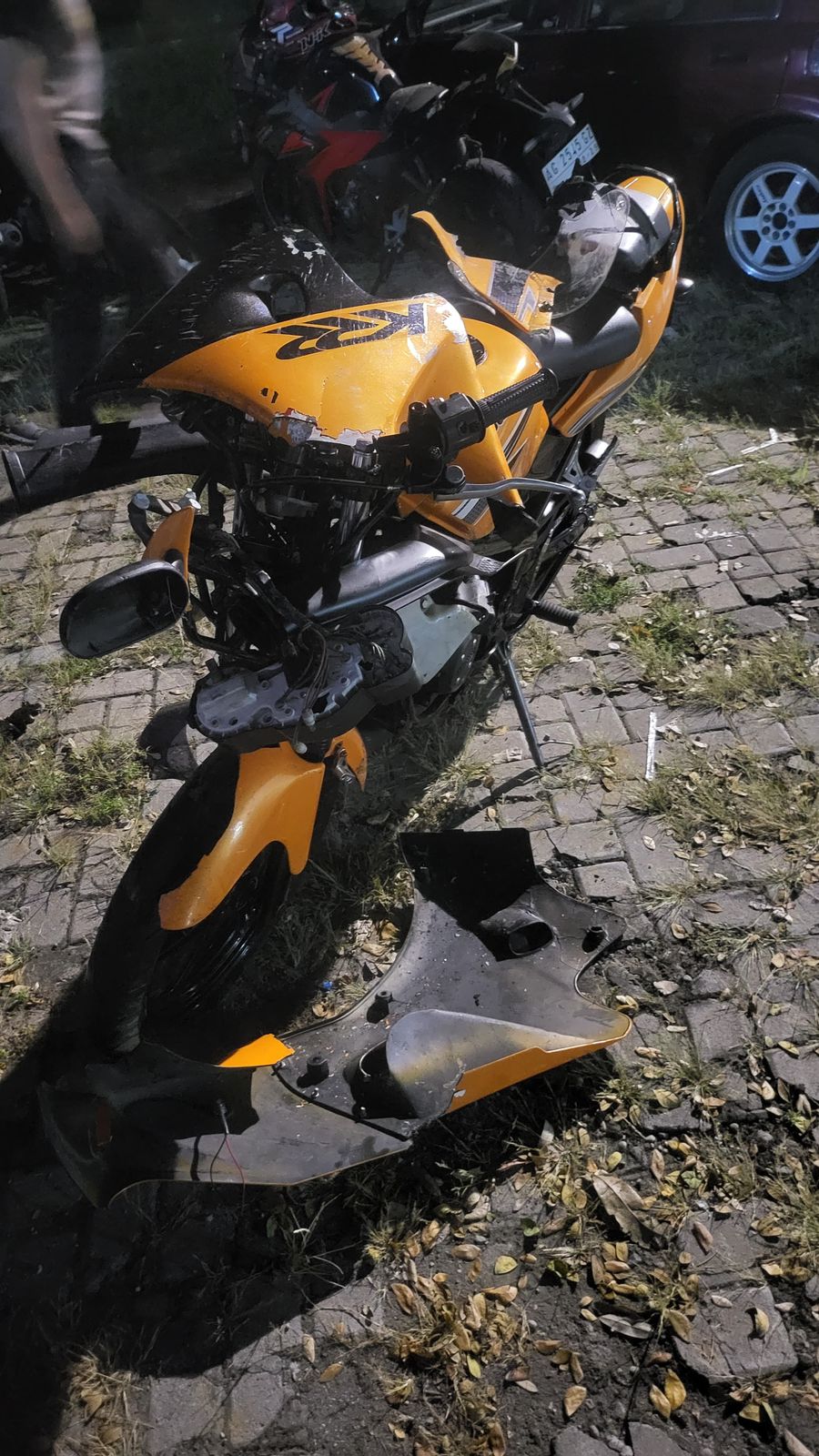 Pengendara Motor Tewas Usai Tabrak Truk di Ngasem Kediri