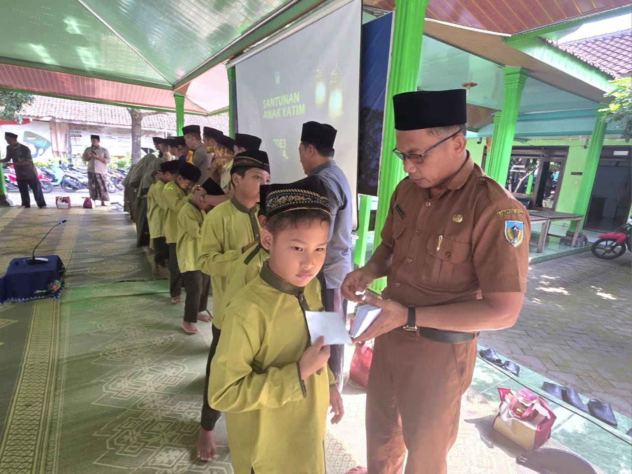 Pemdes Kandat Gelar Santunan Anak Yatim Sambut Tahun Baru Islam
