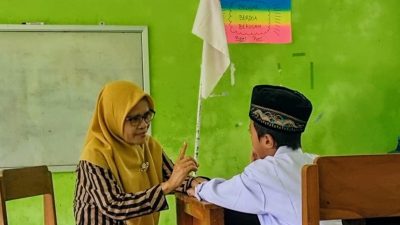 SDN Jalen Ponorogo Hanya Dapat Satu Murid Baru di Tahun Ajaran 2025/2026, Masuk Pertama Belajar Menggambar