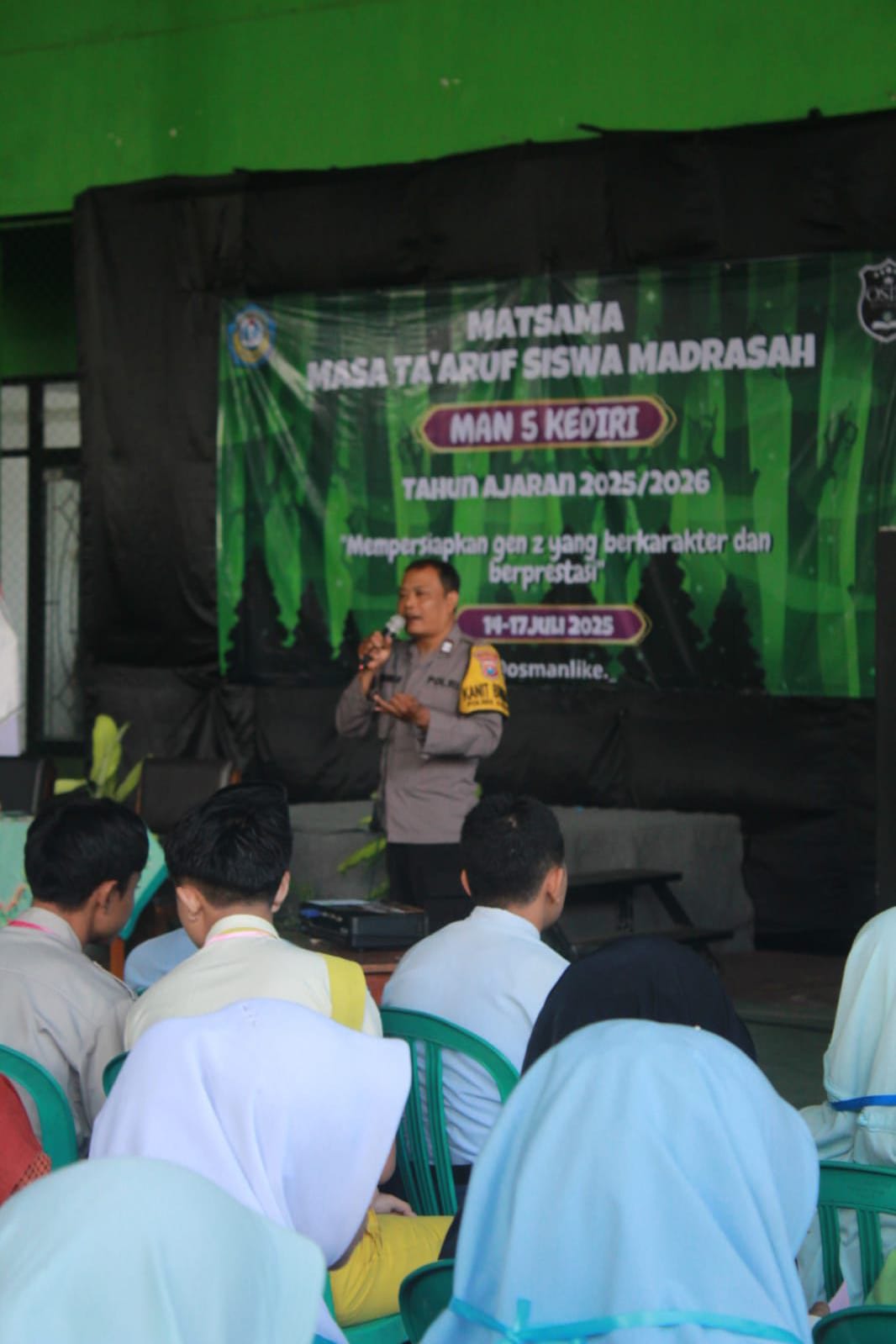 Polisi Berikan Edukasi ke Siswa Baru untuk Cegah Kenakalan Remaja