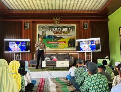 Satlantas Polres Blitar Ajak Pelajar MTsN 4 Jadi Pelopor Tertib Lalu Lintas dalam Sosialisasi Ops Patuh Semeru 2025