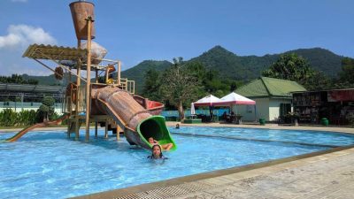 arif Hingga Fasilitas Kolam Renang Tirta Wira Yudha Brigif Mekanis di Kota Kediri