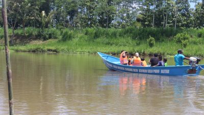 Wisata Air Perahu Mronjo, Cara Seru Menyusuri Sungai Brantas Bernuansa Pedesaan