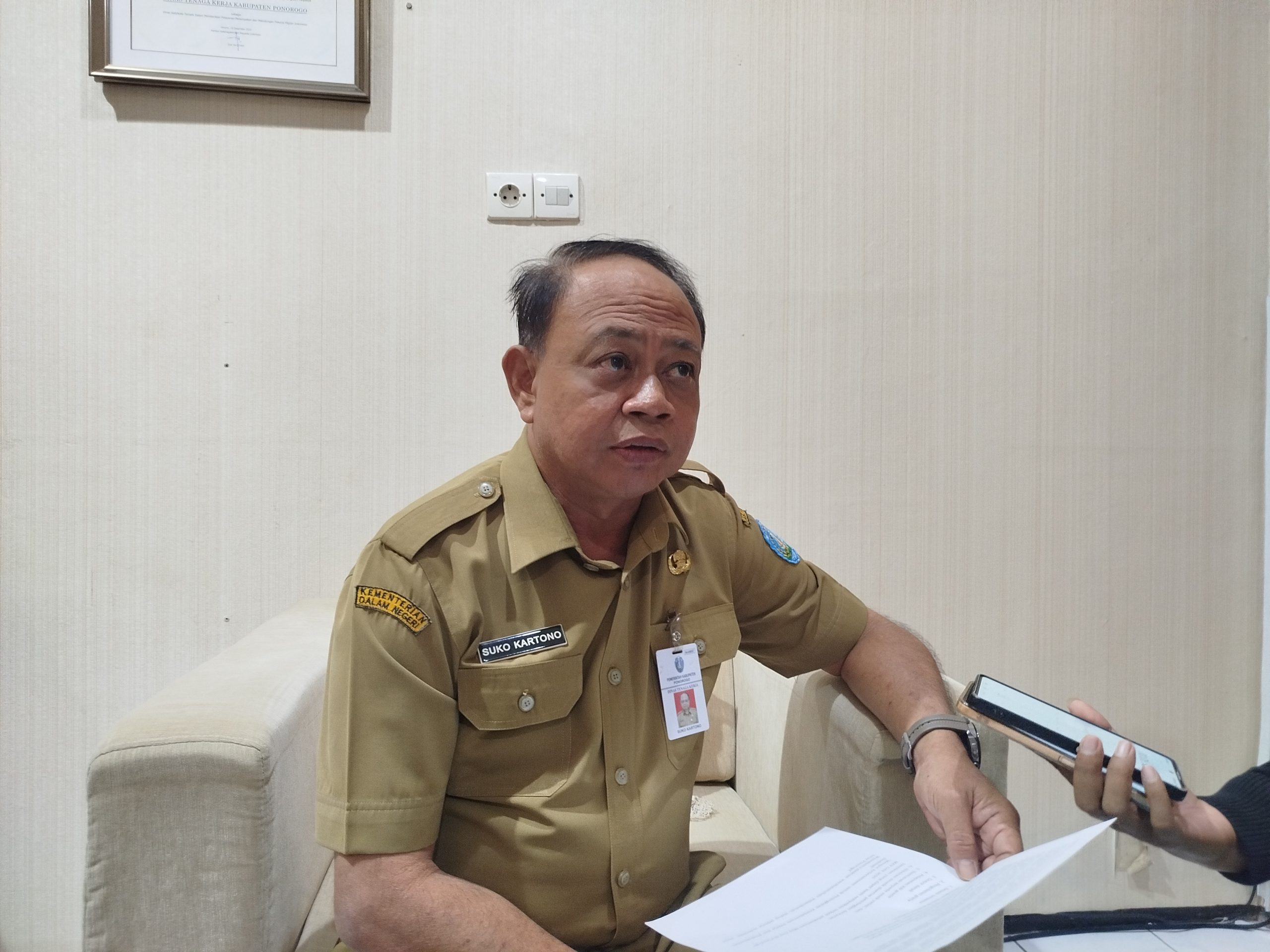 Puluhan Ribu Pekerja Rentan di Ponorogo Tercover Jaminan Sosial dari Dana DBHCHT