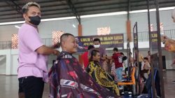 Sebanyak 40 Siswa Kelas X SRMA Kediri Potong Rambut untuk Tunjang Kedisiplinan dan Penampilan