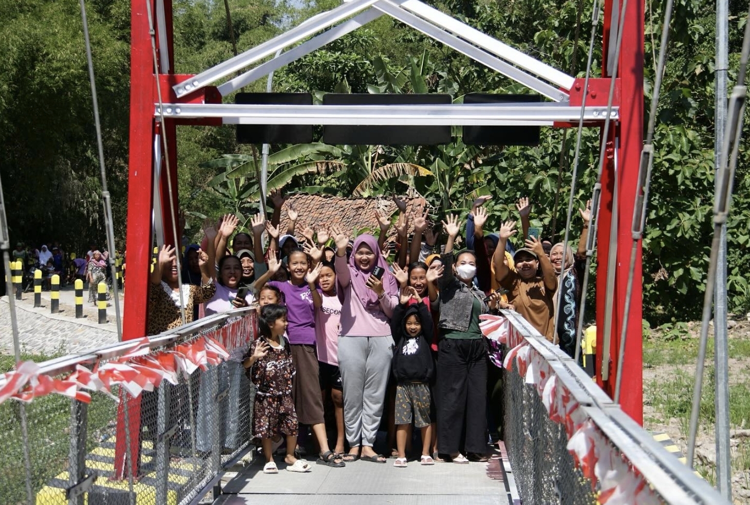 Jembatan Gantung Brangkal Senilai Rp6,7 Miliar Resmi Gantikan Getek Warga Bagorkulon