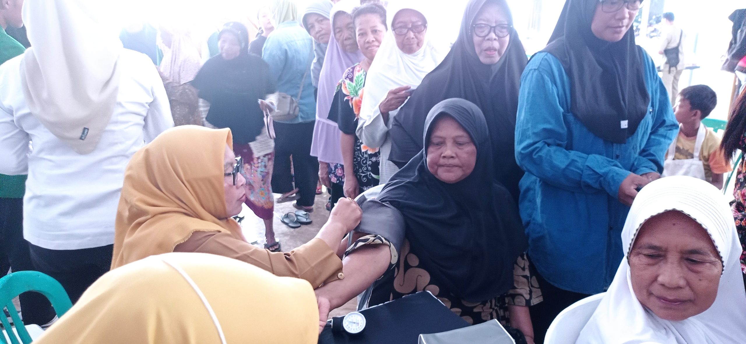 Ratusan Warga Bulupasar Antusias Ikuti Pemeriksaan Kesehatan Gratis