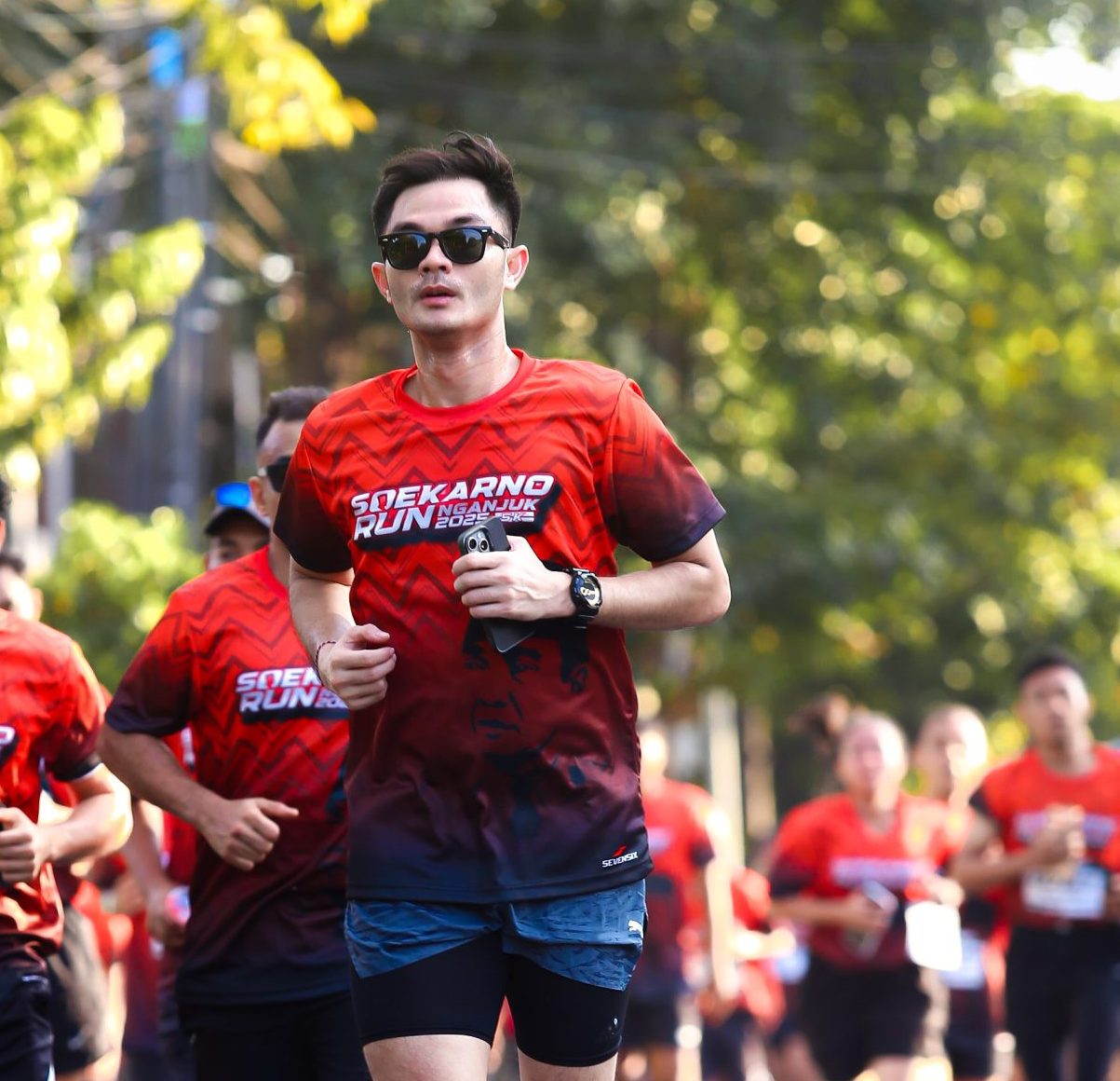 Guntur Nugraha Tampil Bugar di Soekarno Run 2025 Nganjuk, Ungkap Masih Aktif Syuting FTV!