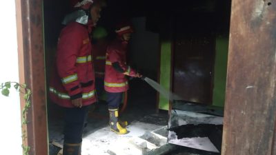 Rumah Kosong Dua Bulan Terbakar di Tulungagung, Warga Kagetkan Temuan Saat Pagi