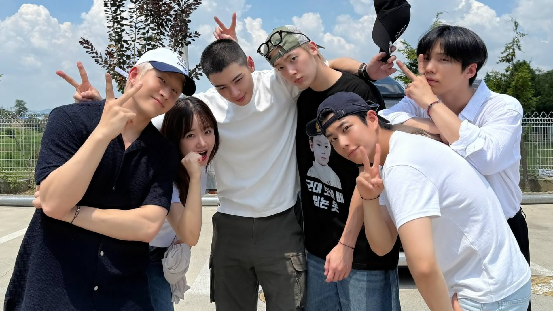 Cha Eun Woo Masuk Wamil, Ini Reaksi Hangat Para Sahabat dan Penggemar