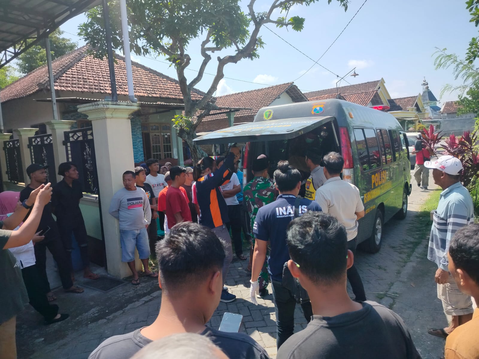 Tragis! Pemuda di Tulungagung Meninggal Tersengat Listrik Gegara Bersihkan Kolam Ikan