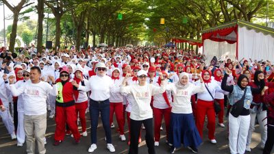 Ratusan Lansia Ikuti Senam Sehat di SLG, Mbak Cicha Dorong Hidup Bugar di Usia Tua