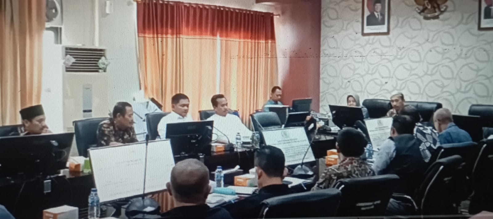 DPRD Nganjuk Gelar Hearing Terkait Kabel Semrawut Internet, Dorong Penataan dan Penertiban