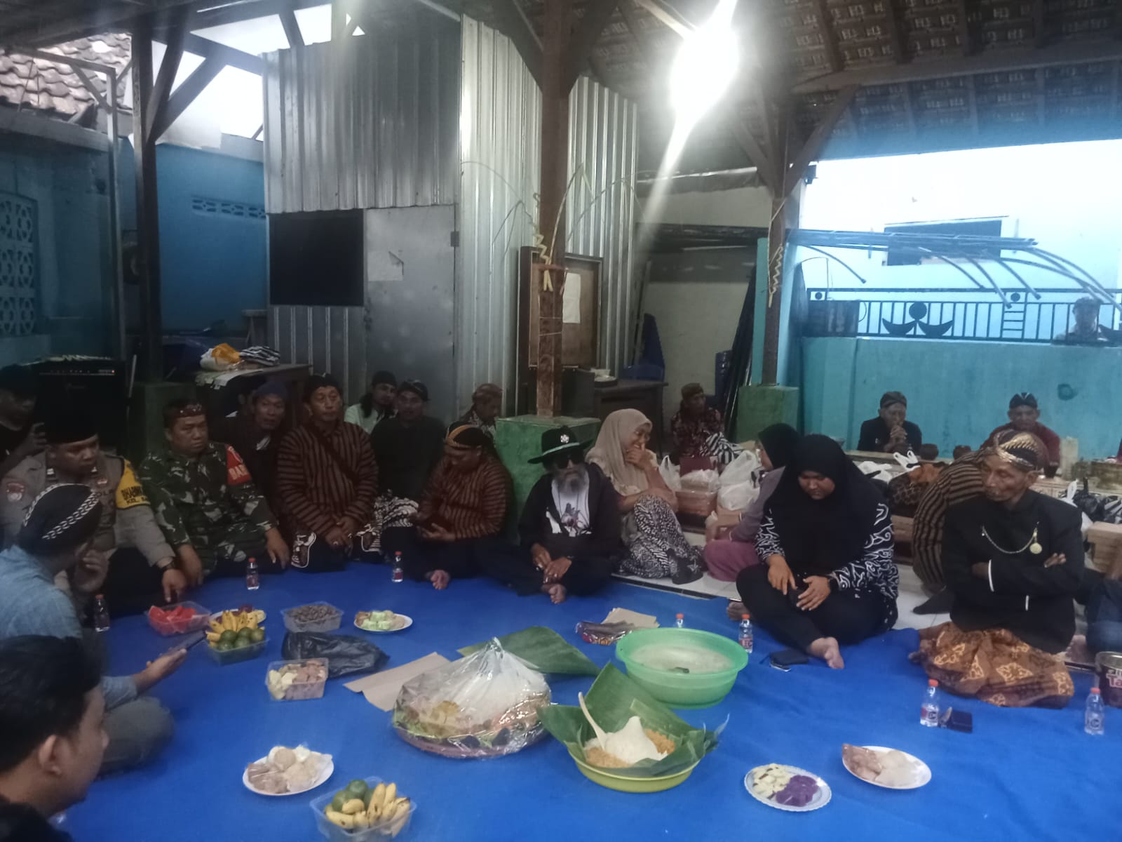 Tradisi Perdana Bersih Desa dan Suroan di Makam Mbah Banjar, Kota Kediri Disambut Meriah Warga