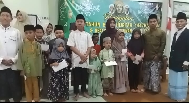 Kelurahan Jamsaren Rayakan Tahun Baru Hijriah dengan Santunan Yatim dan Takbir Keliling