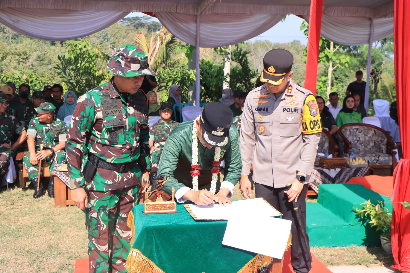TMMD ke-125 Resmi Dimulai di Kampung Pesilat, Buka Akses Jalan Sepanjang 3,5 Kilometer