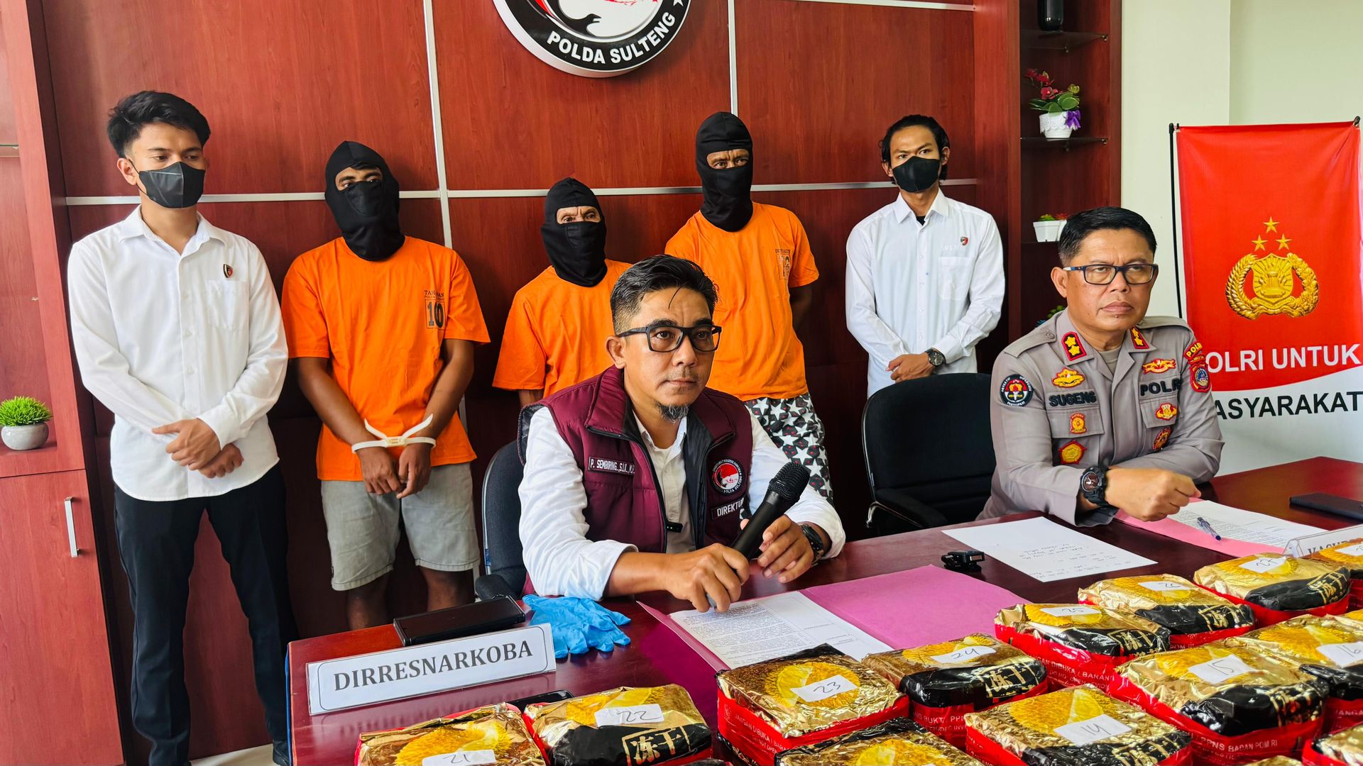 Polda Sulteng Gagalkan Penyelundupan 30 Kg Sabu, Tiga Tersangka Diamankan