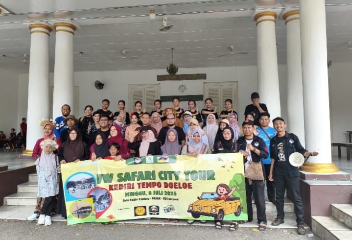 Kolaborasi Unik, PASAK dan KVVC G-Unit VW Gelar Touring Wisata Sejarah Kediri