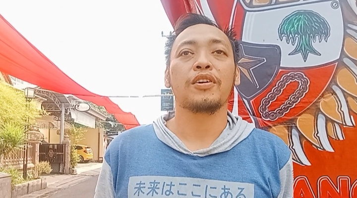 Bendera Merah Putih Sepanjang 480 Meter Membentang di Gang 2 Dandangan, Warga Kompak Rayakan HUT RI ke-80