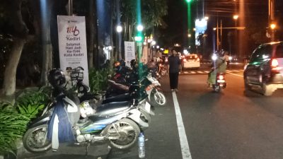 Tarif Parkir di Acara Mahakarya di Kota Kediri Dikeluhkan Pengunjung, Rp10 Ribu Tanpa Karcis