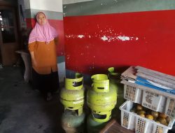 Gas LPG 3 Kg Langka! Pedagang Nasi Pecel di Kediri Mengeluh