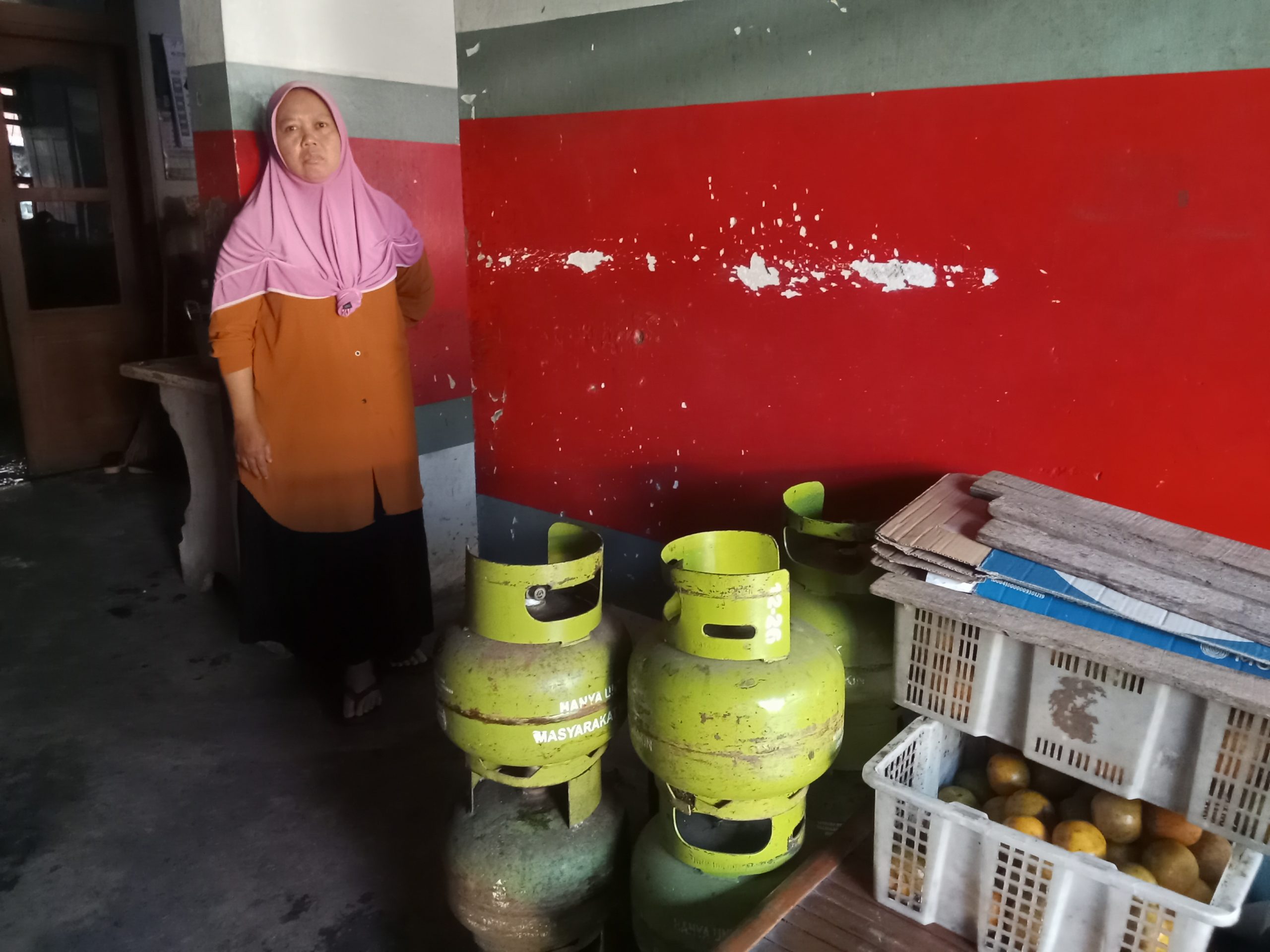Gas LPG 3 Kg Langka! Pedagang Nasi Pecel di Kediri Mengeluh