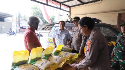 Wakapolsek Pesantren Pimpin GPM, 500 Kg Beras Ludes Diserbu Warga
