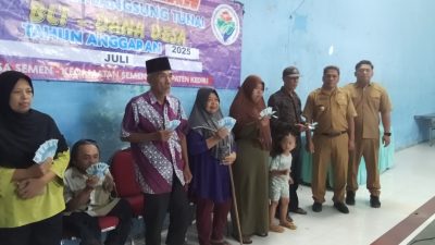 Pemdes Semen Salurkan BLT Dana Desa 2025 pada 15 Warga Penerima Manfaat