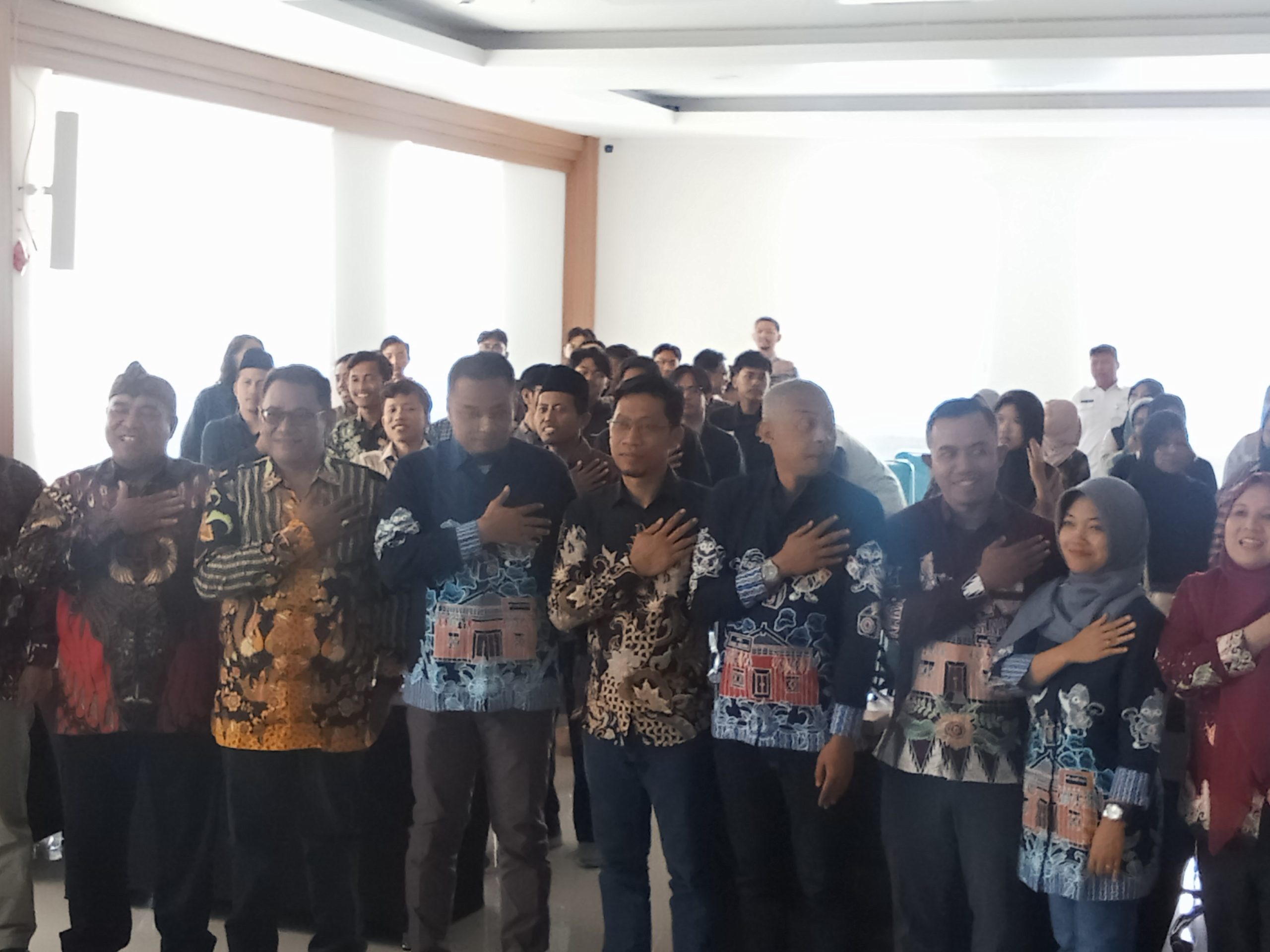 KPU Kabupaten Kediri Luncurkan Buku Pilkada 2024, Hasil Kolaborasi dengan LPPM UIN Syekh Wasil