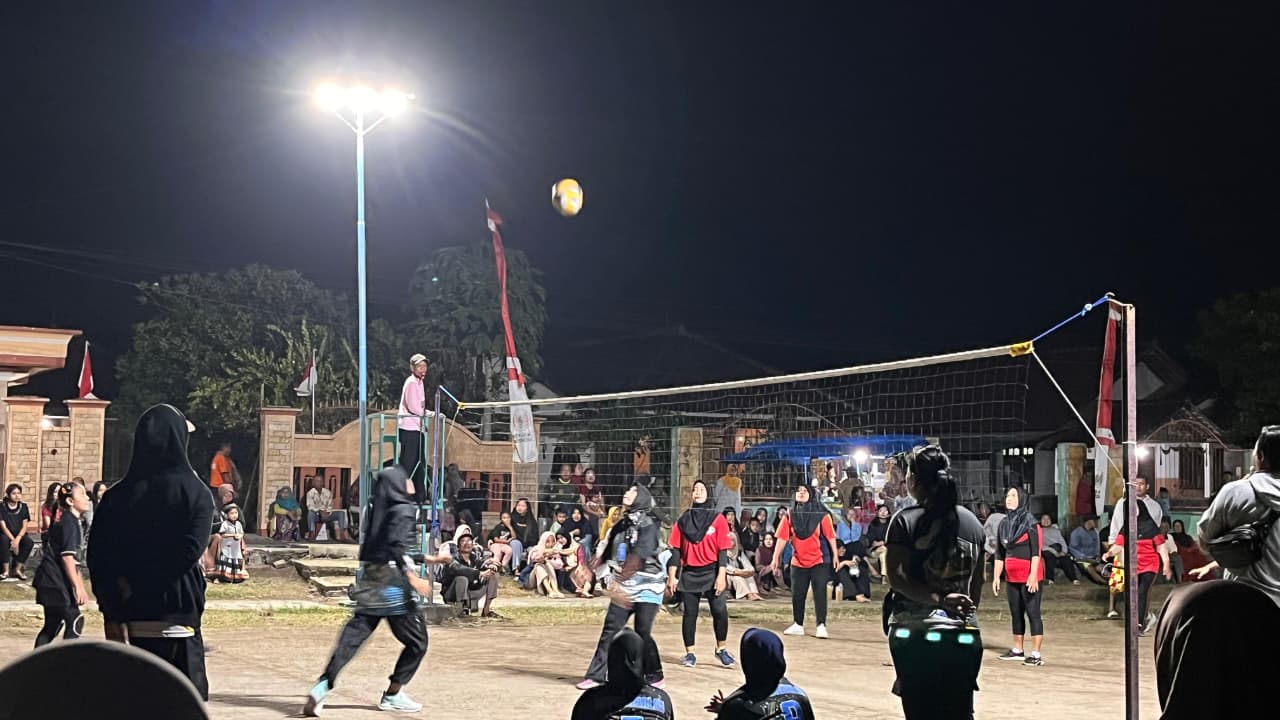 Meriahkan HUT RI ke-80, Desa Njati Kediri Gelar Turnamen Voli Antar Dusun