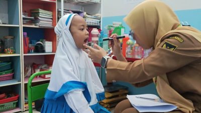 Ratusan  Siswa TK An Nur Kelurahan Tosaren Jalani Pemeriksaan Kesehatan, Hasilnya, Ada Masalah Gigi hingga Benda Asing di Telinga
