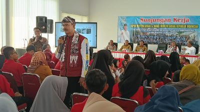 Mensos Tinjau Sekolah Rakyat di Lamongan, Janji Gedung Permanen Dibangun Tahun Depan