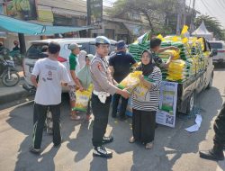 Polres Lamongan Jual 27 Ton Beras Murah dalam Dua Hari