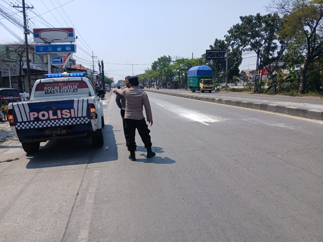 Istri Tewas Terlindas Truk, Pasutri Terlibat Kecelakaan di Pucuk Lamongan