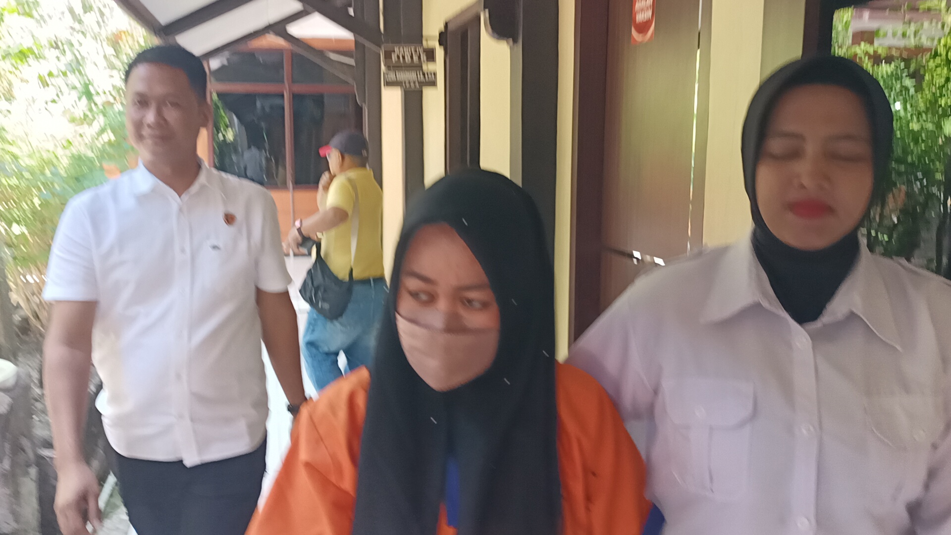 Begini Modus Arisan Bodong di Lamongan, Polisi Tangkap Tersangka Saat Hendak Kabur ke Malaysia