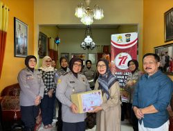 HUT ke-77, Polwan Polres Batu Sambangi Senior Purnawirawan dengan Anjangsana