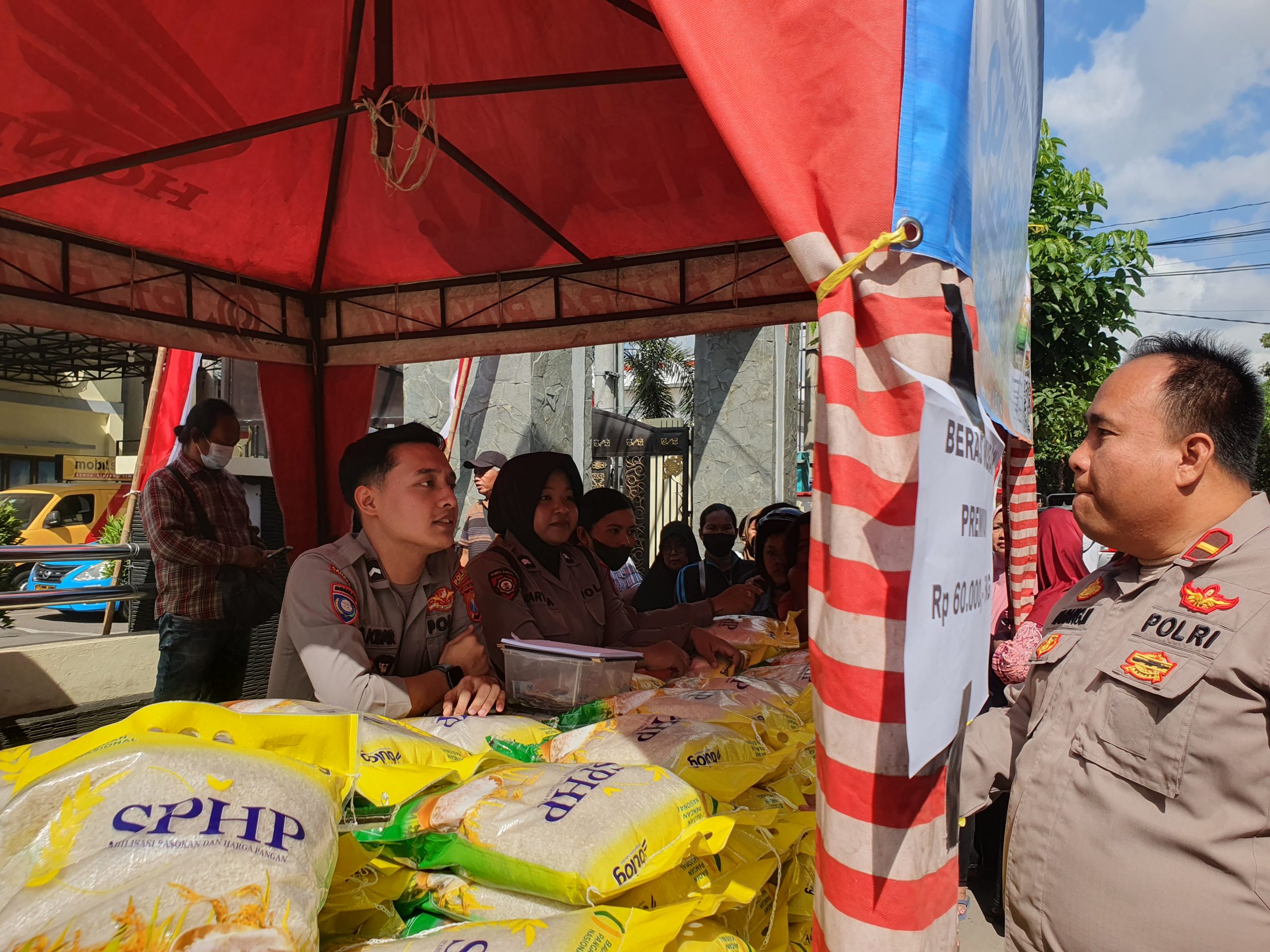 Polres Tulungagung Gelar Gerakan Pangan Murah, 49 Ton Beras Terjual Hanya dalam Empat Hari