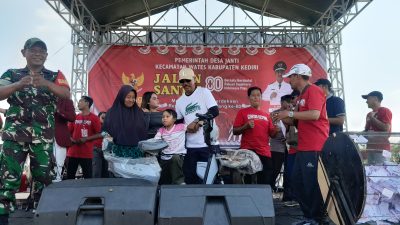 Ribuan Warga Meriahkan Jalan Santai HUT ke-80 RI di Desa Janti