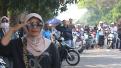 ASN Pemkab Kediri dan Warga Ikuti Upacara HUT RI Lewat Layar Lebar