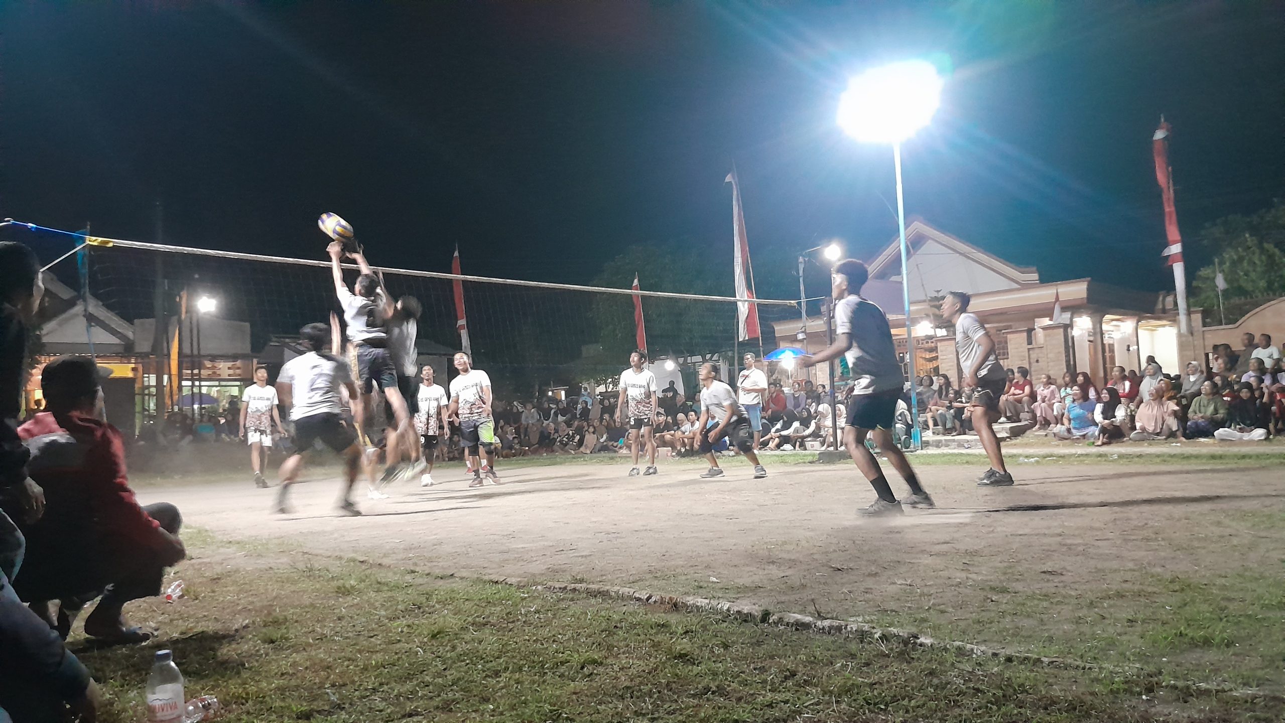 Kepala Desa Janti Hadiri Final Voli Antar Dusun, Meriahkan HUT ke-80 RI