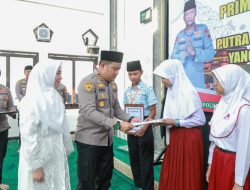 Primkoppol Polres Jombang Beri Beasiswa untuk 30 Anak PNPP Berprestasi