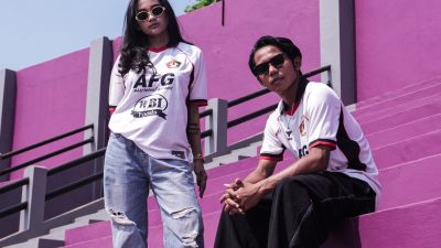 Persik Kediri Luncurkan Jersey Baru Musim 2025/2026, Angkat Spirit ‘Sardula Seta’