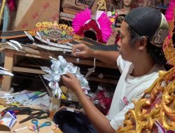 Bikin Kostum Karnaval dari Limbah, Warga Jombang Raup Cuan Jutaan Rupiah