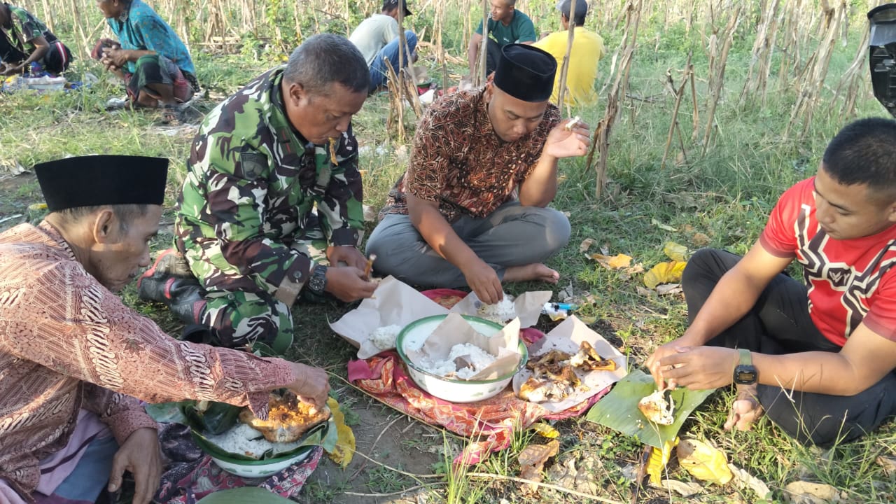 Tradisi Jawa Tetap Hidup di Tengah TMMD ke-125 Desa Kromong