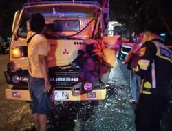 Truk Muat Tebu Tabrak Motor di Simpang Empat Jombang, Rem Blong Diduga Jadi Penyebab