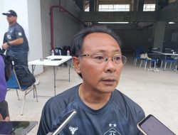 Pelatih Persik Kediri Sesalkan Gagal Tampil di Kandang Saat Hadapi Madura United